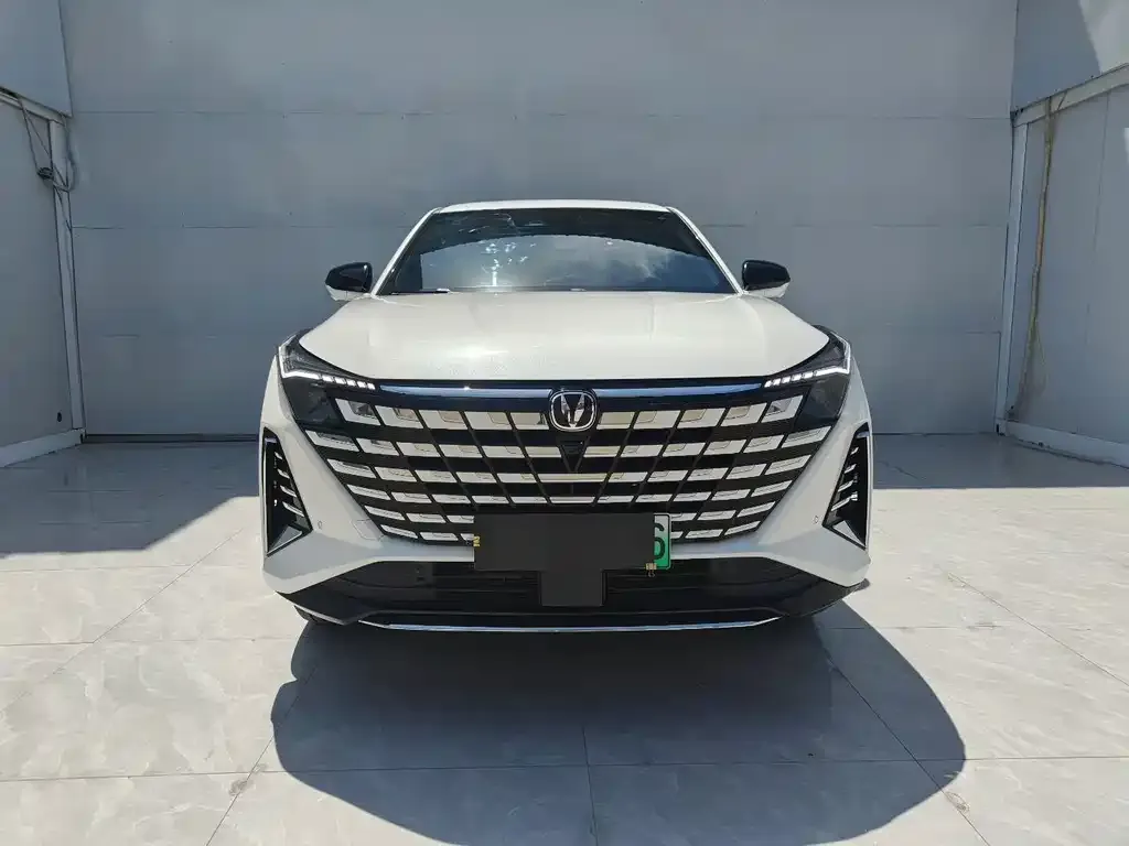 Changan UNI-Z New Energy 2025 из CN, фото 6
