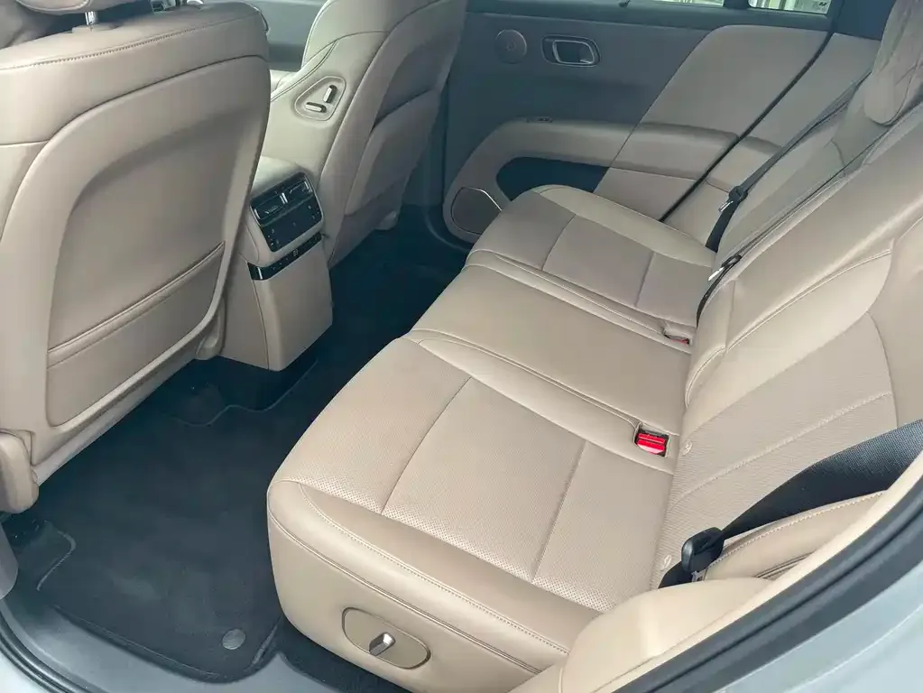 Li Auto i6 2025 из CN, фото 2