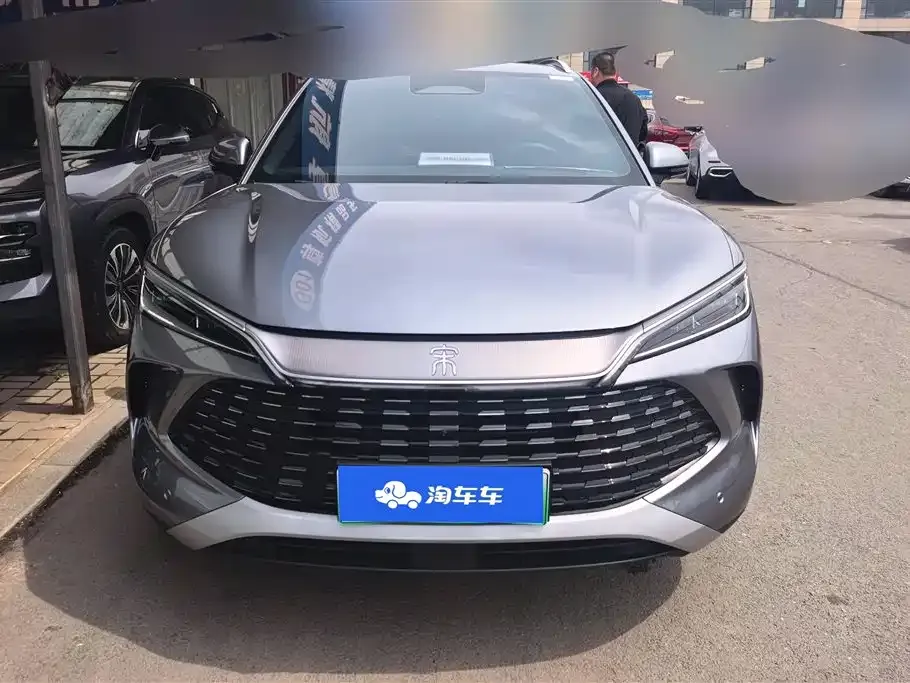 BYD L DM-i — фото 9