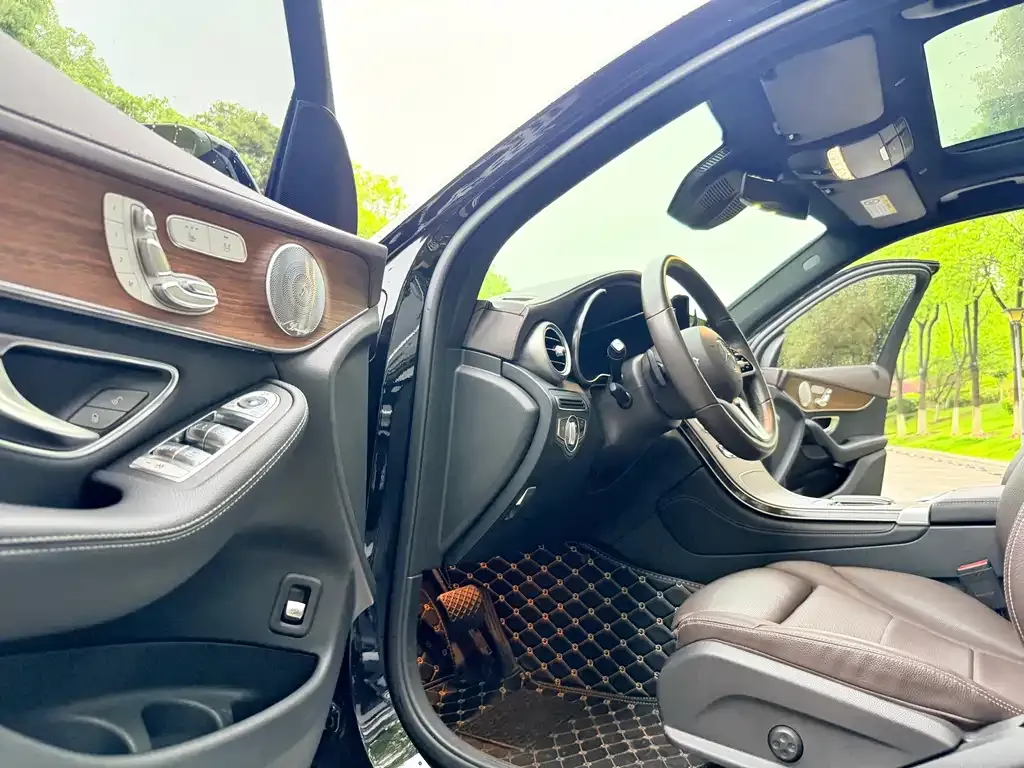 Mercedes-Benz GLC 2021 из CN, фото 6