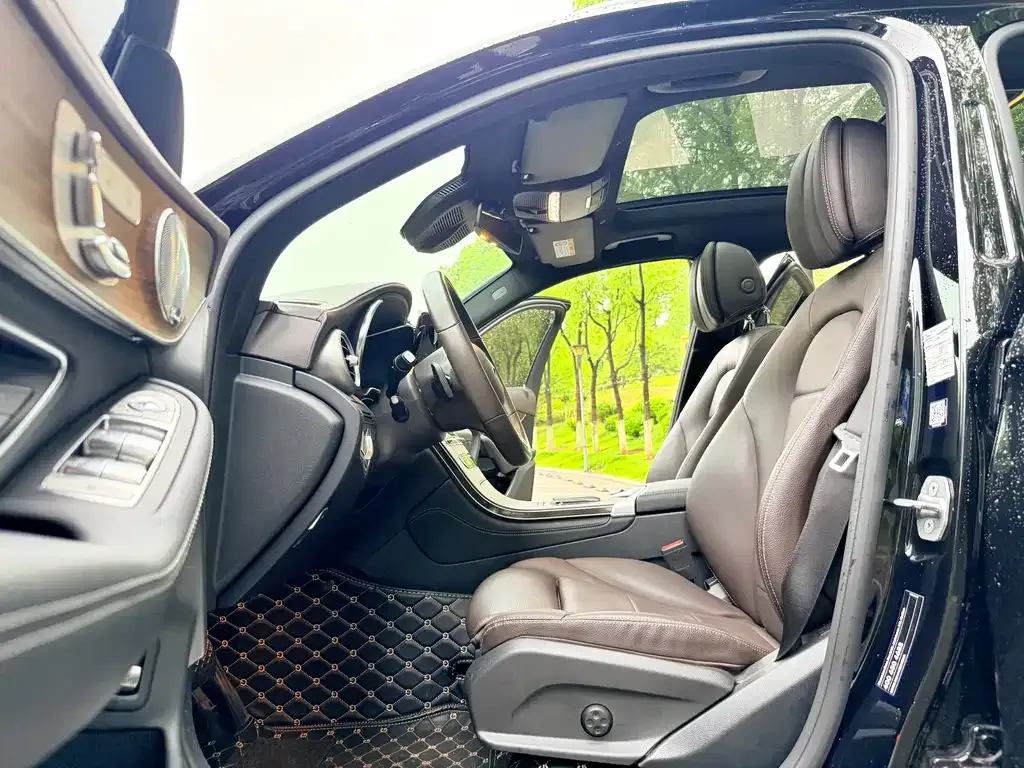 Mercedes-Benz GLC 2021 из CN, фото 9