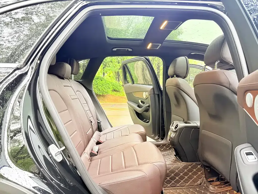 Mercedes-Benz GLC 2021 из CN, фото 2
