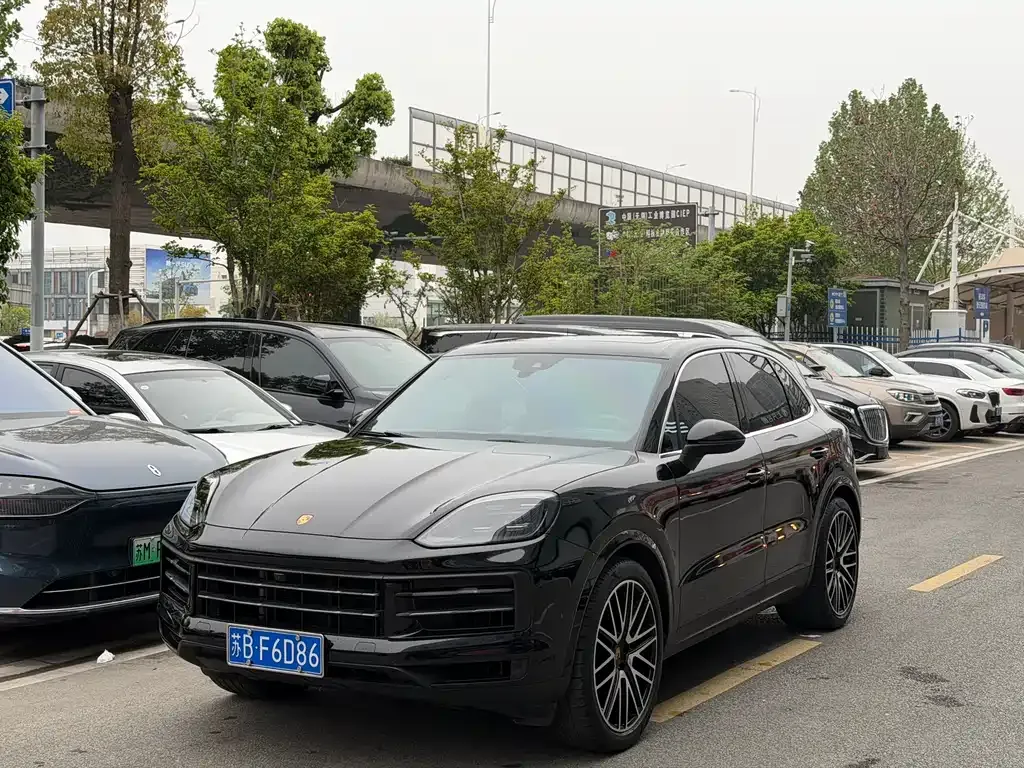 Porsche Cayenne 2024 из CN, фото 1