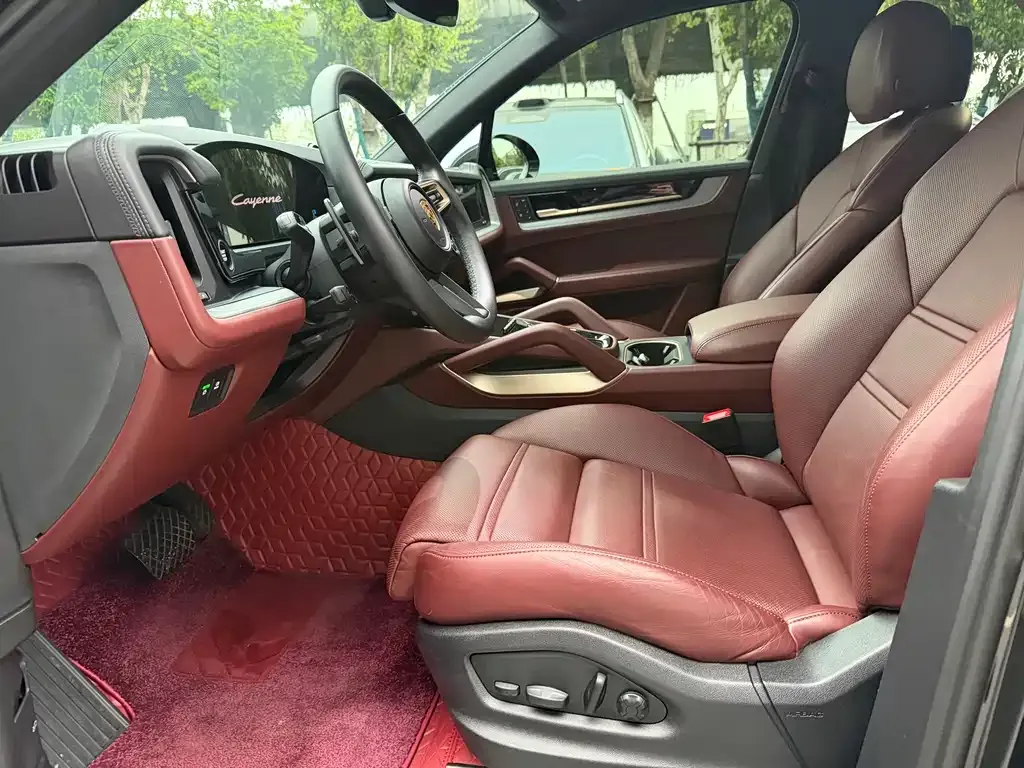 Porsche Cayenne 2024 из CN, фото 3