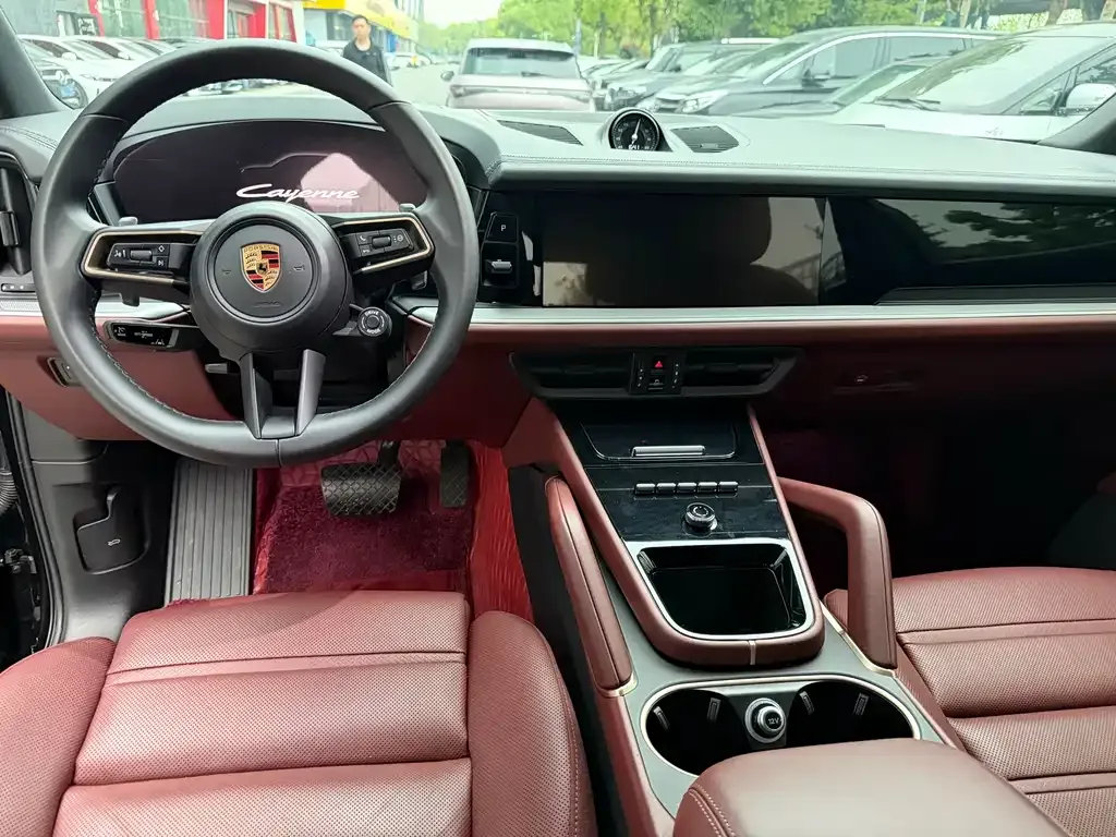 Porsche Cayenne 2024 из CN, фото 6