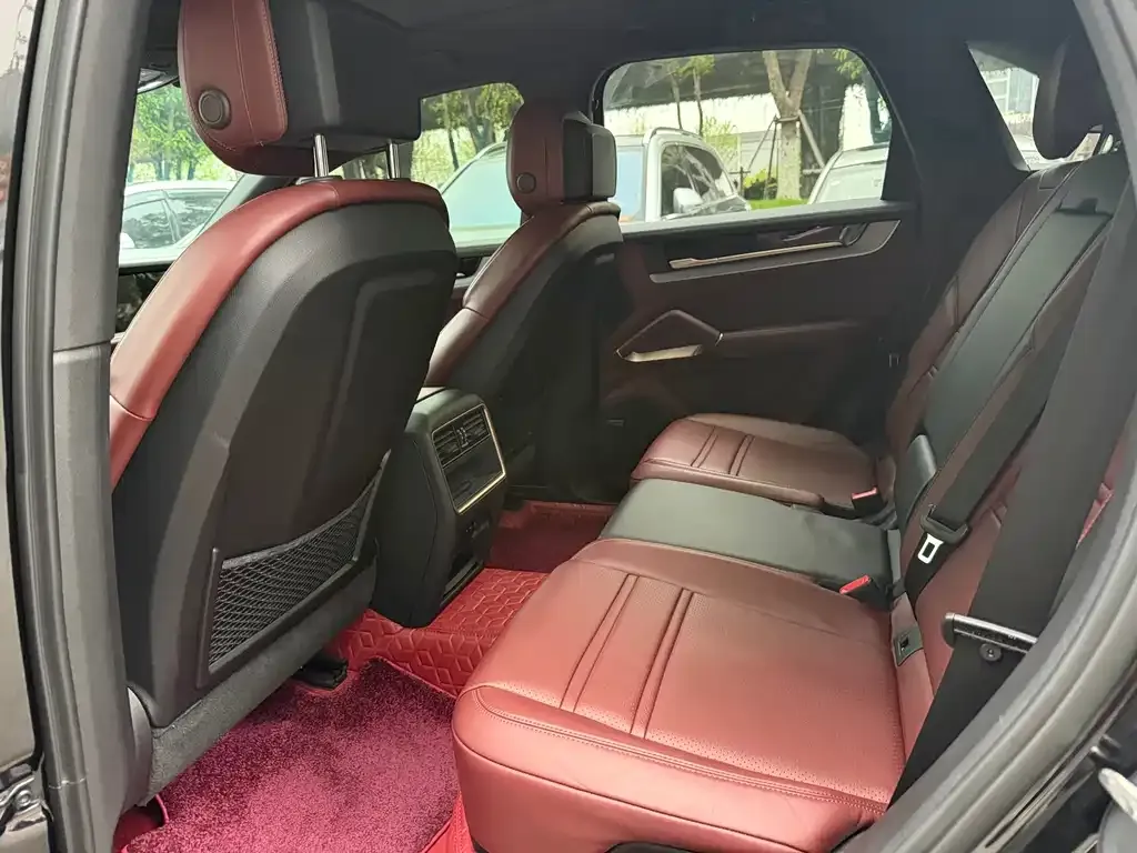Porsche Cayenne 2024 из CN, фото 4