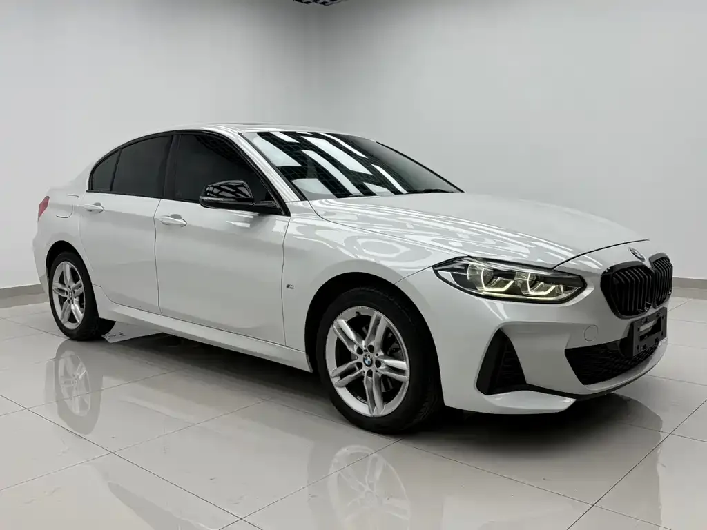 BMW 1 Series 2022 из CN, фото 8