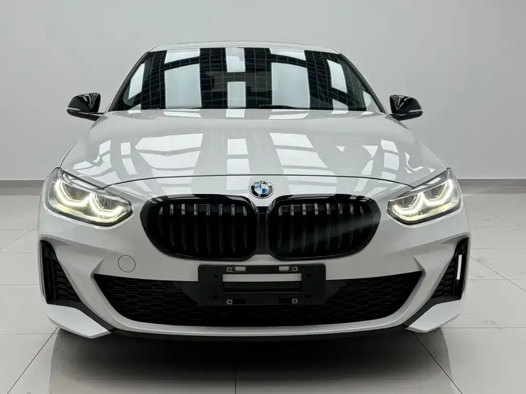 BMW 1 Series 2022 из CN, фото 7