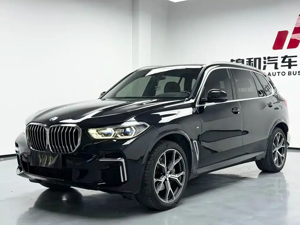 BMW X5 — фото 1