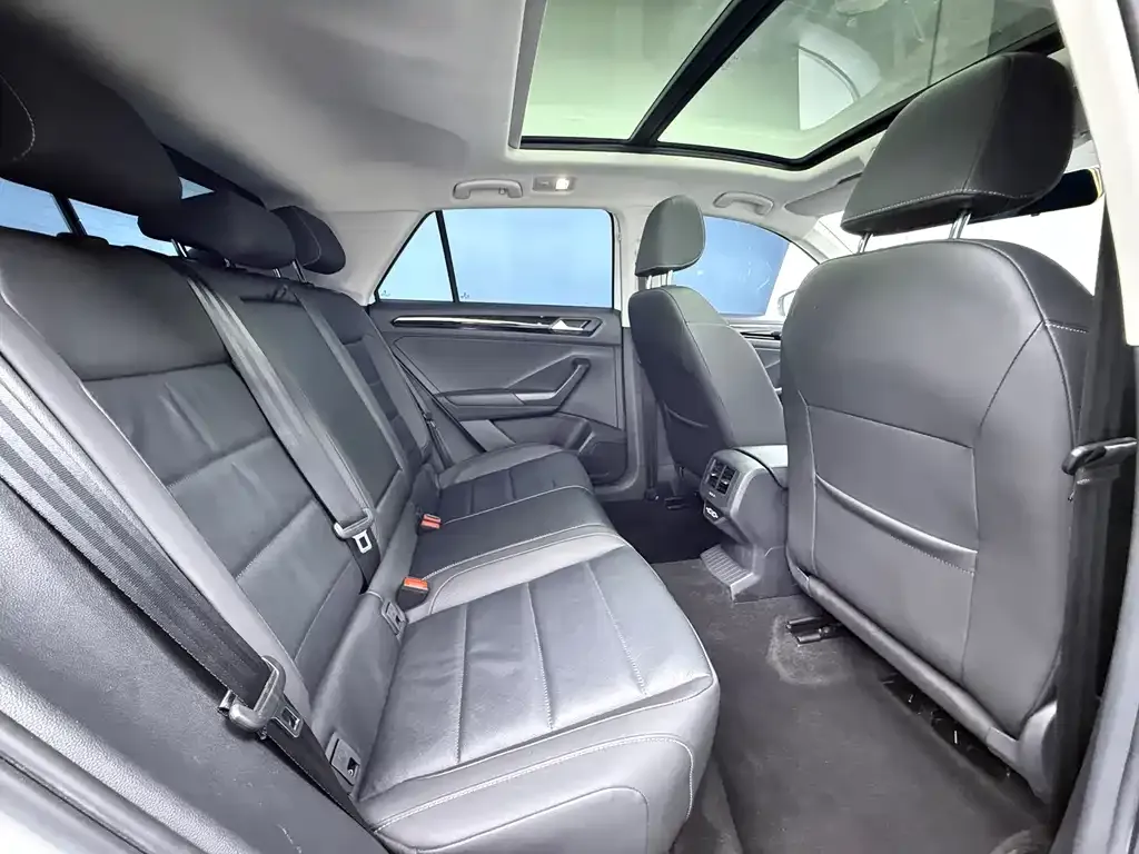 Volkswagen T-Roc 2022 из CN, фото 4