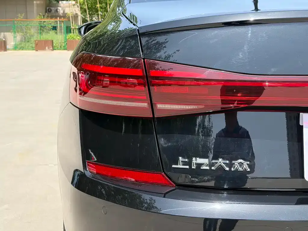 Volkswagen Passat 2024 из CN, фото 3