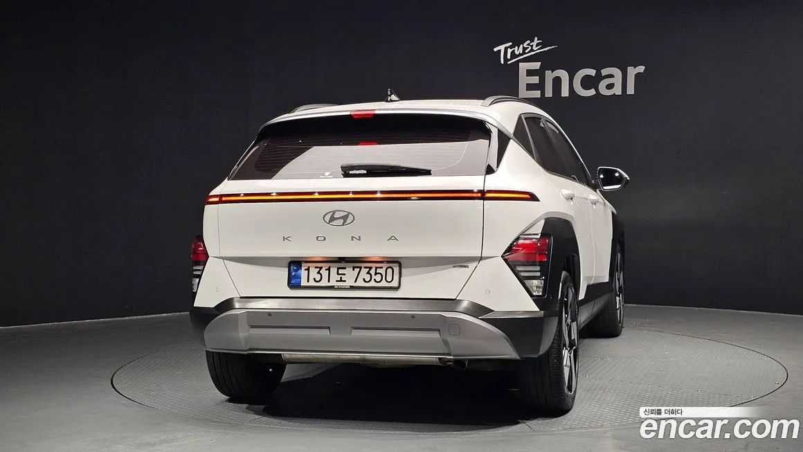 Hyundai Kona 2023 из KR, фото 3