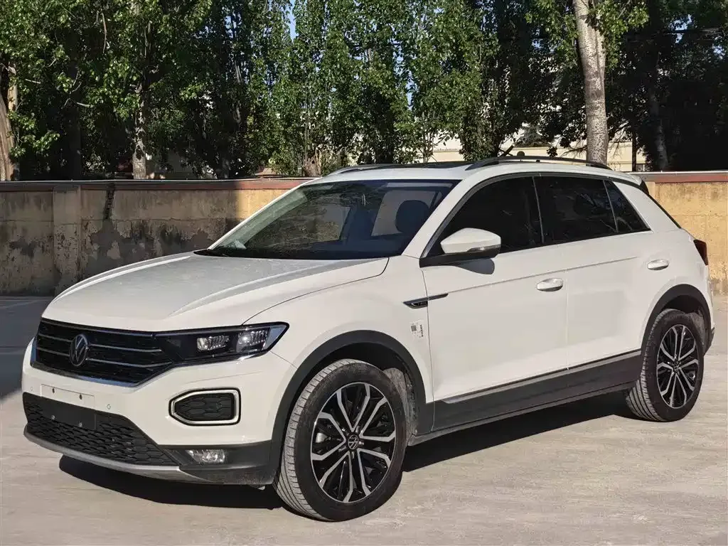 Volkswagen T-Roc 2022 из CN, фото 1