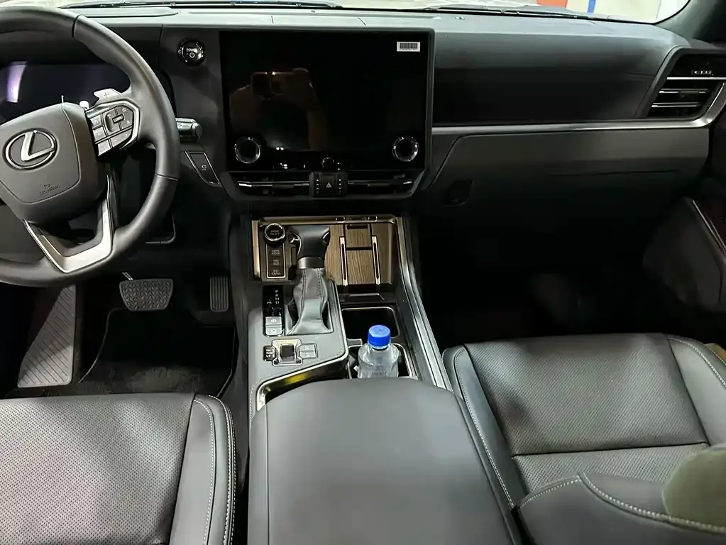 Lexus GX 2025 из CN, фото 3
