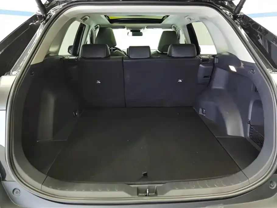Toyota RAV4 — фото 3