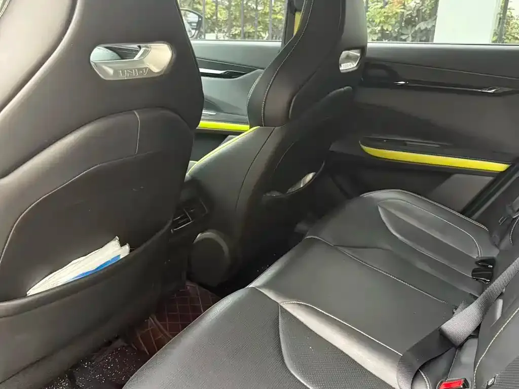 Changan UNI-V 2022 из CN, фото 4