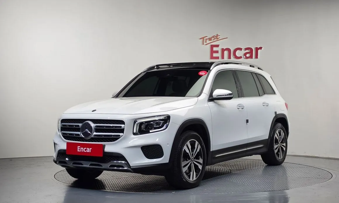 Mercedes-Benz GLB-Class — фото 1