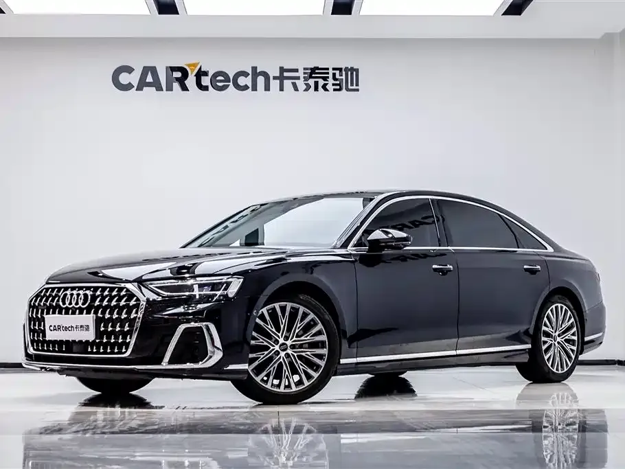Audi A8 — фото 7