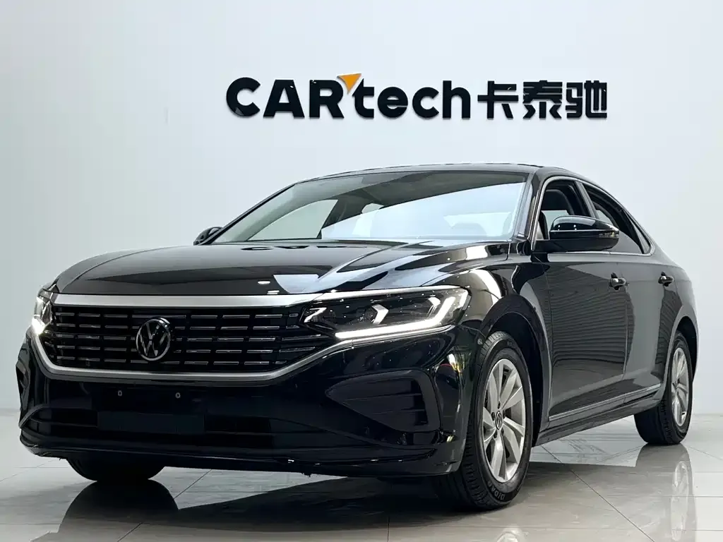 Volkswagen Passat 2023 из CN, фото 1
