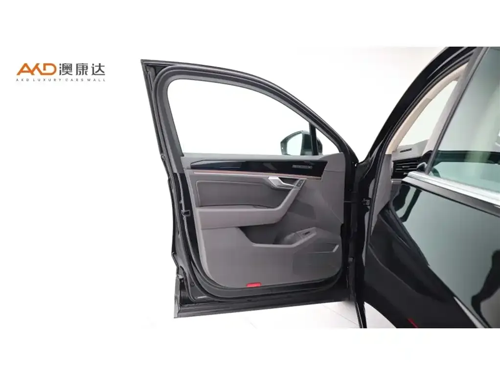 Volkswagen Touareg 2025 из CN, фото 8