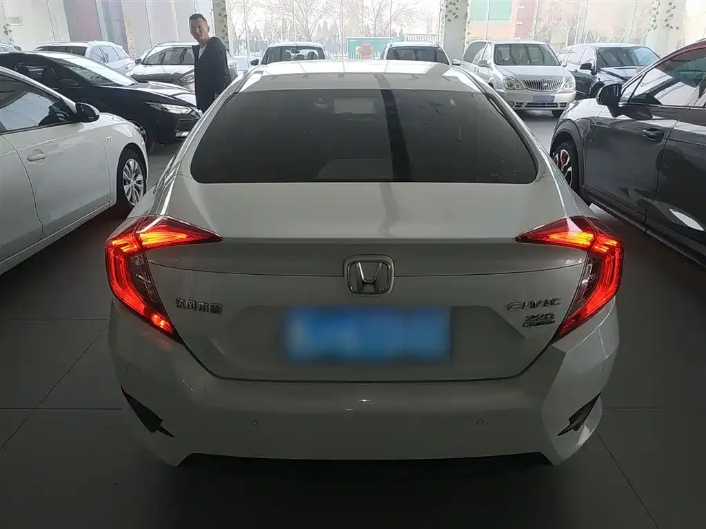 Honda Civic 2021 из CN, фото 7