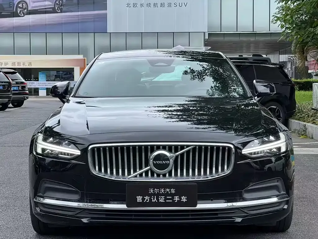 Volvo S90 2024 из CN, фото 8