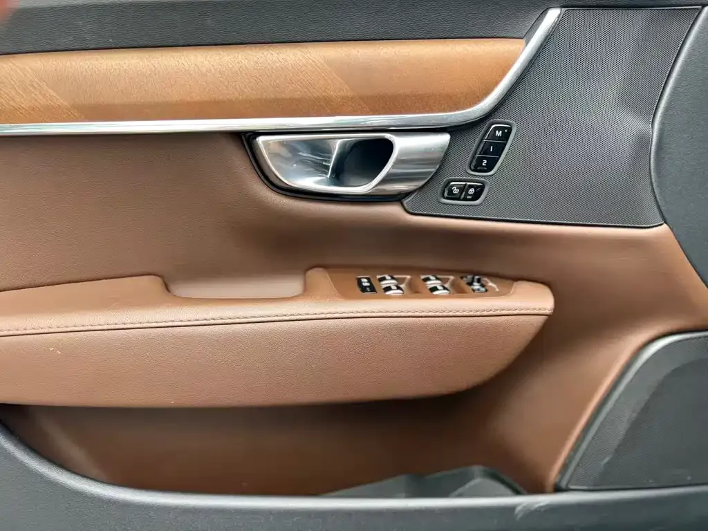 Volvo S90 2024 из CN, фото 7