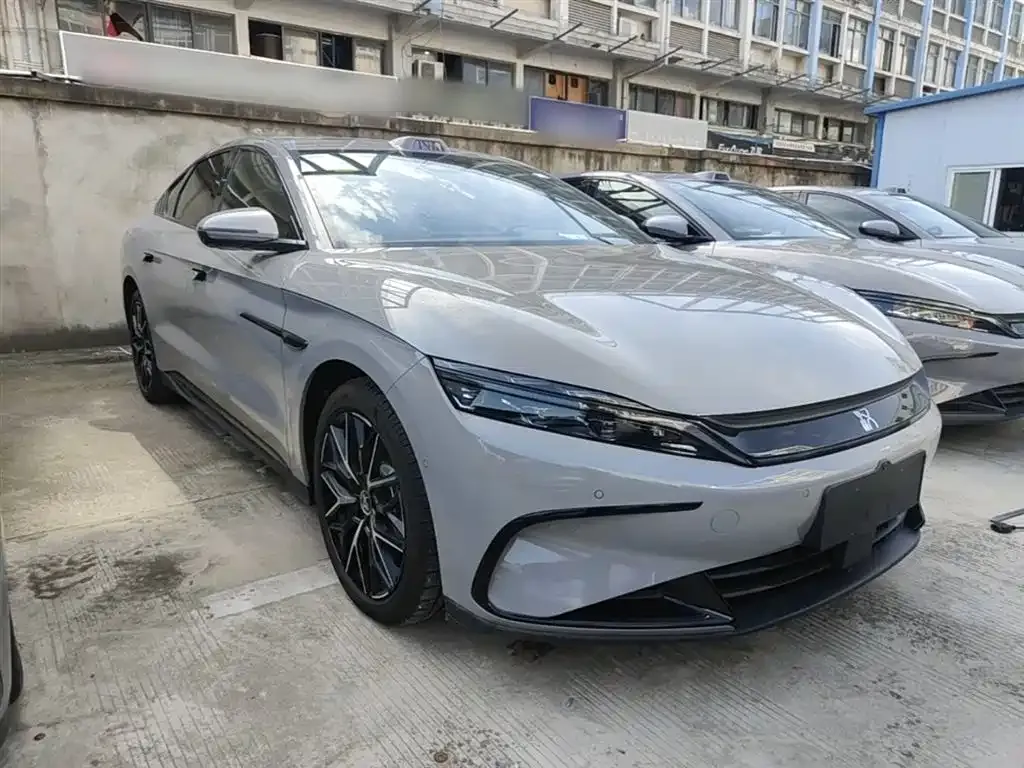 BYD Han 2025 из CN, фото 9
