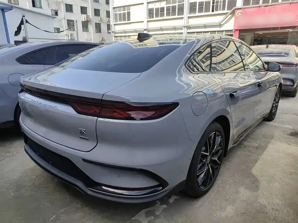 BYD Han 2025 из CN, фото 8