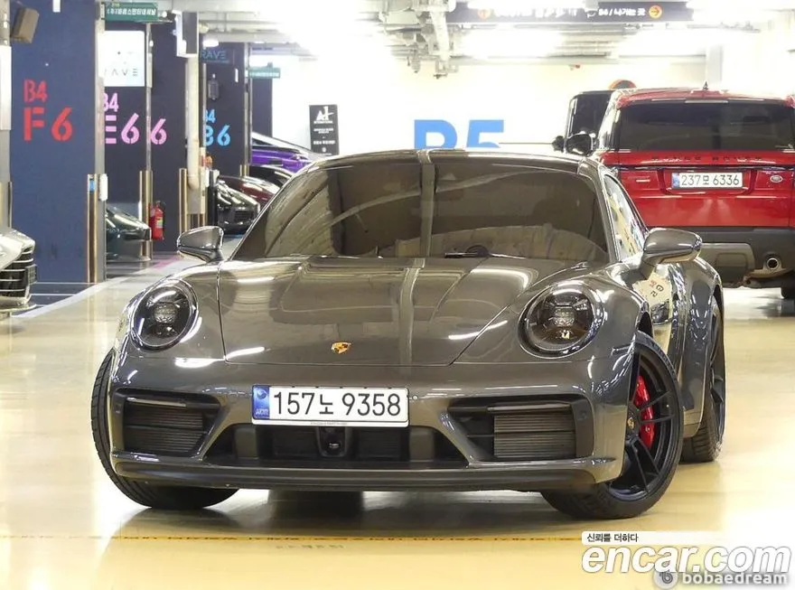 Porsche 911