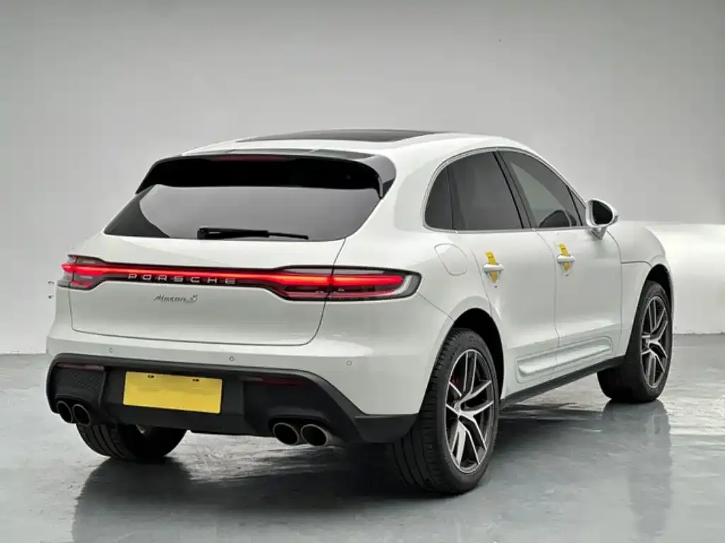 Porsche Macan — фото 9
