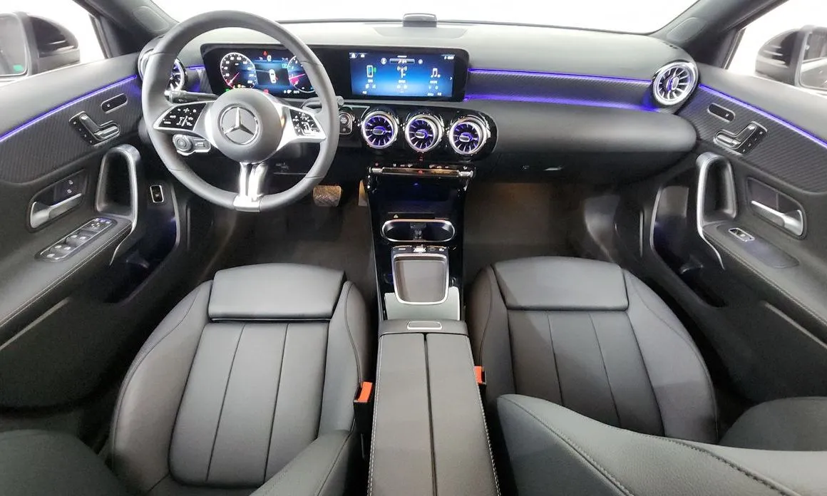Mercedes-Benz A-Class — фото 10