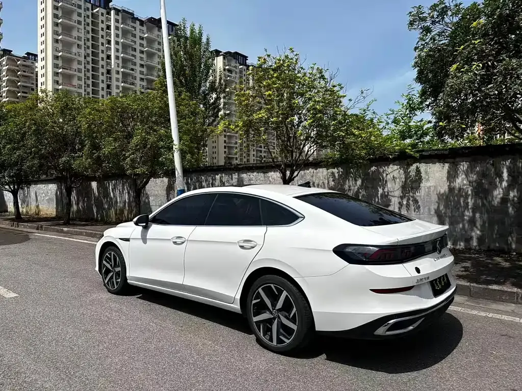 Volkswagen Lamando 2023 из CN, фото 8
