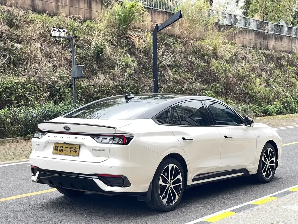Ford Mondeo 2022 из CN, фото 8