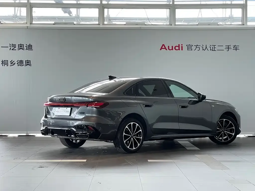 Audi A5L — фото 6