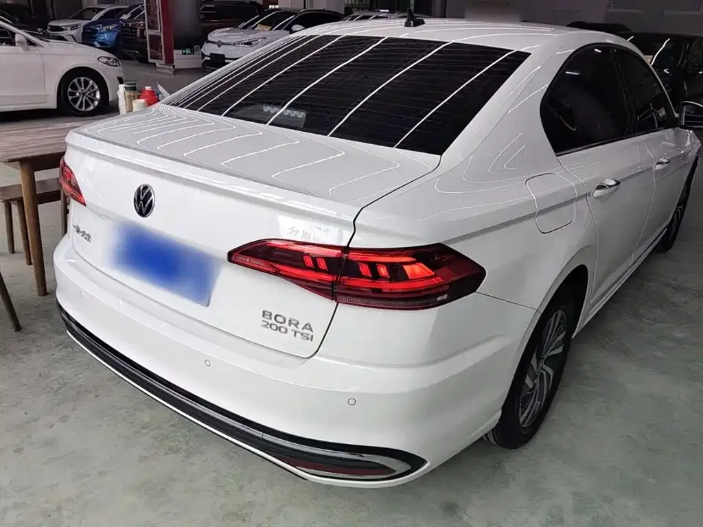 Volkswagen Bora 2023 из CN, фото 7