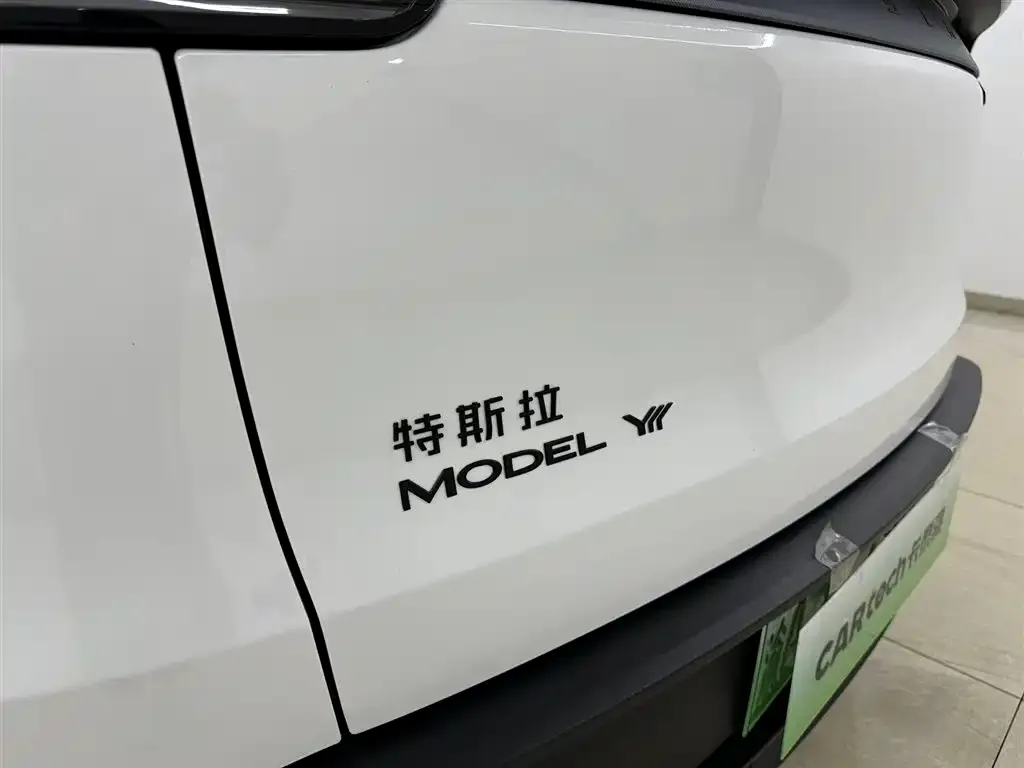 Tesla Model Y L 2025 из CN, фото 3