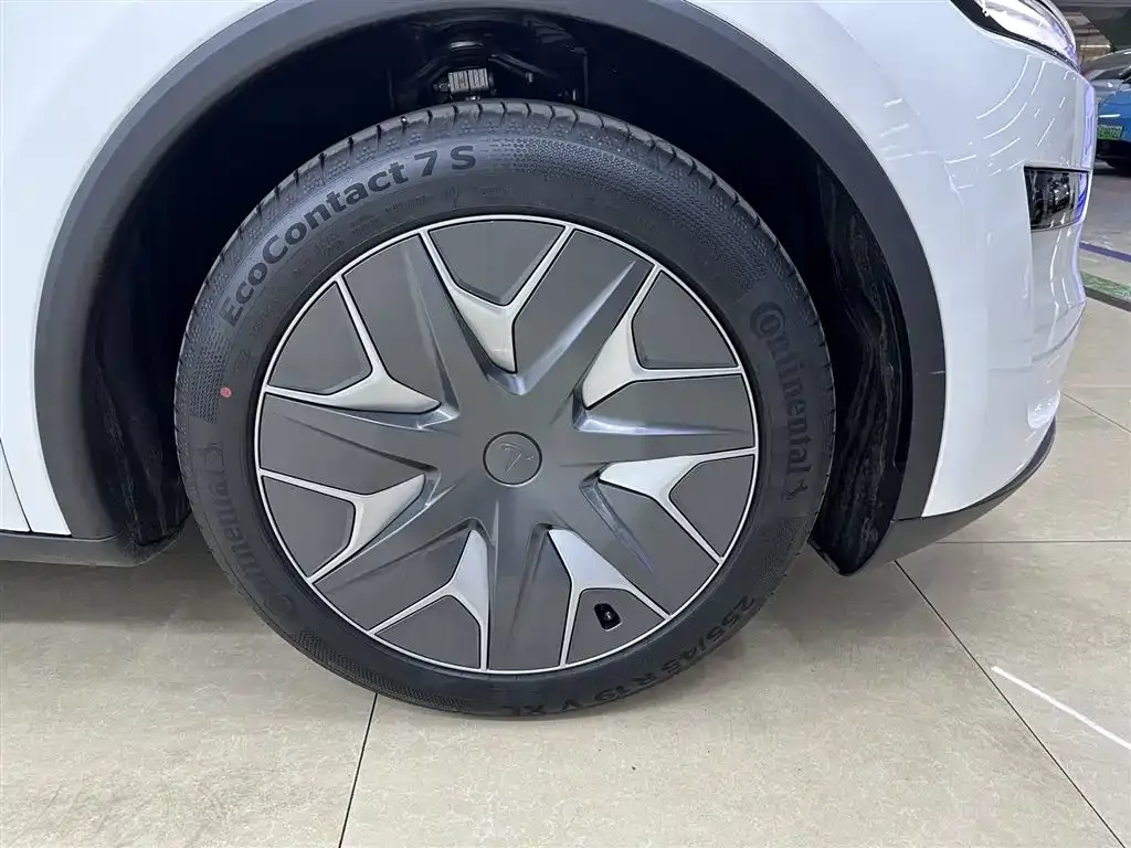 Tesla Model Y L 2025 из CN, фото 10
