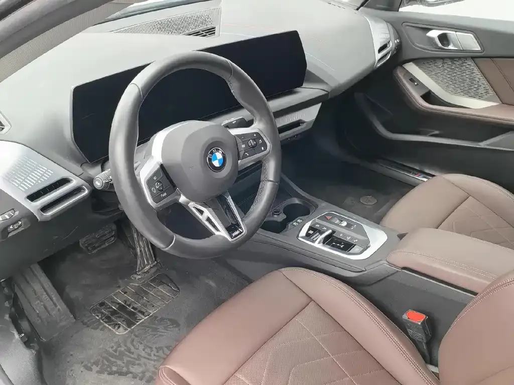 BMW 2 Series 2025 из CN, фото 4