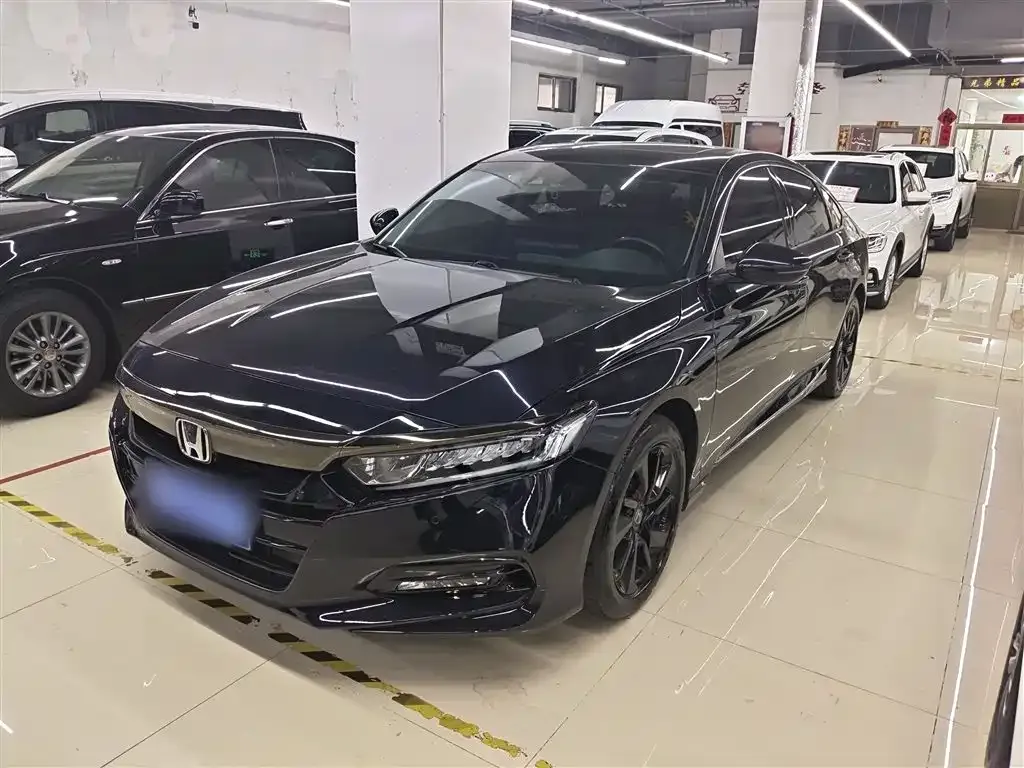 Honda Accord — фото 3