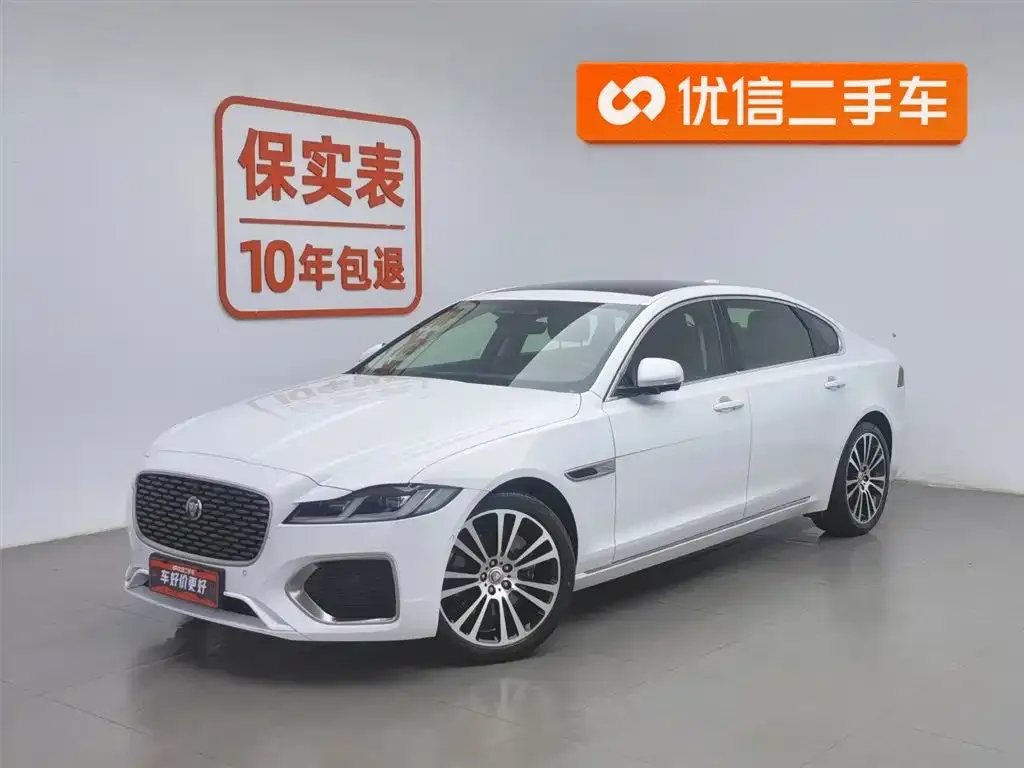 Jaguar XFL — фото 1