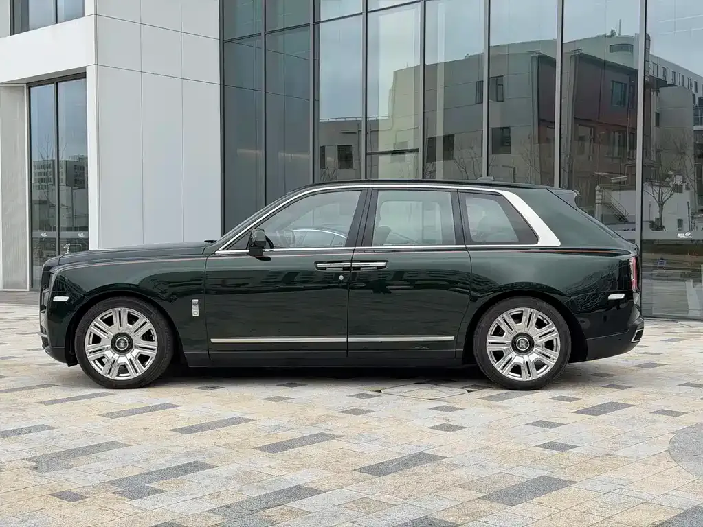 Rolls-Royce Cullinan 2022 из CN, фото 6