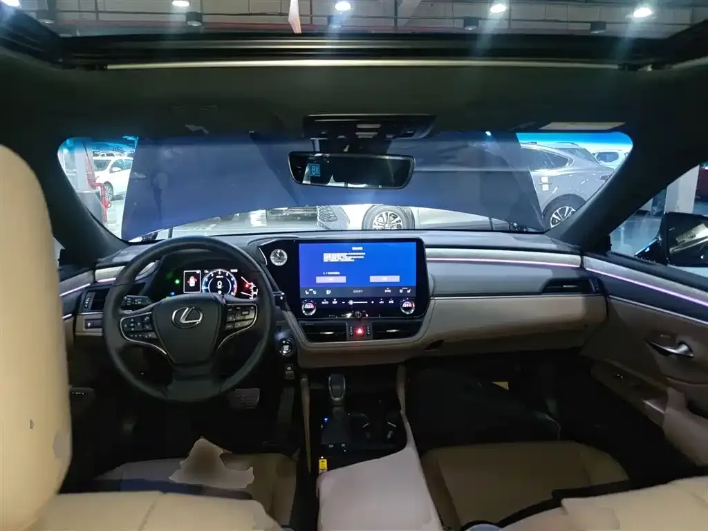 Lexus ES 2025 из CN, фото 9