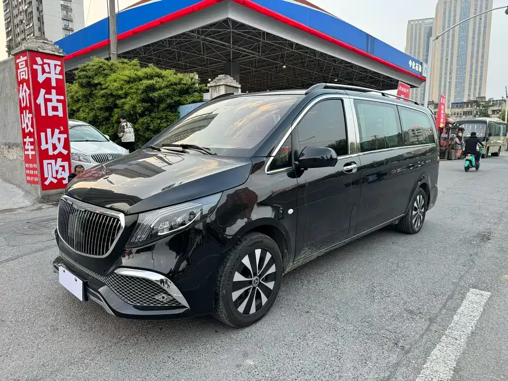 Mercedes-Benz Vito — фото 1