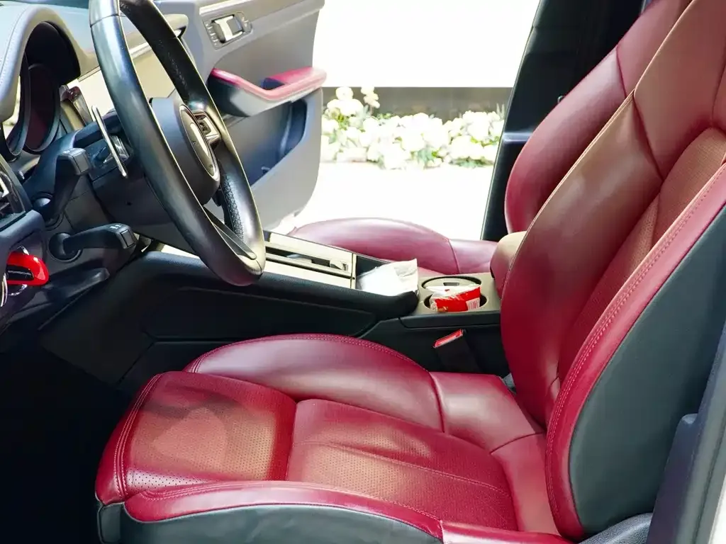 Porsche Macan 2024 из CN, фото 10