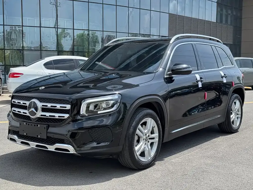 Mercedes-Benz GLB 2023 из CN, фото 1