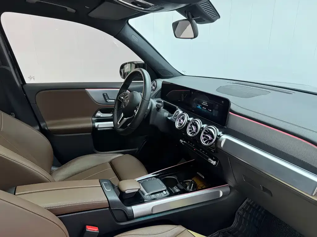 Mercedes-Benz GLB 2023 из CN, фото 4