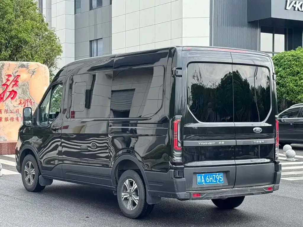 Ford Transit T8 2024 из CN, фото 7