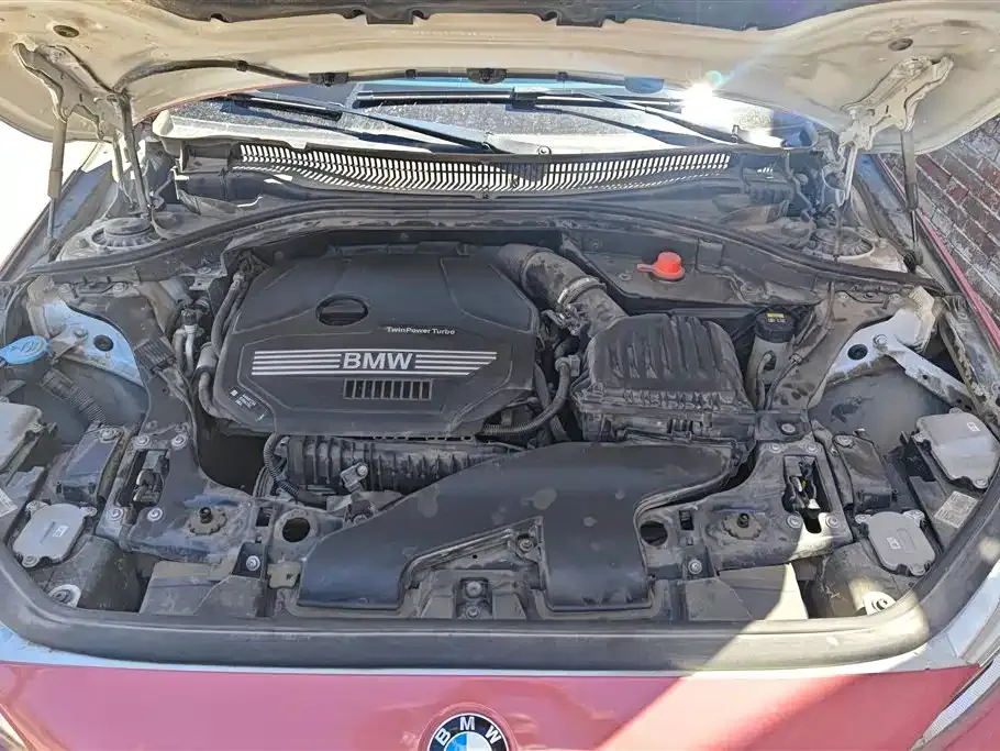 BMW 1 Series 2021 из CN, фото 2
