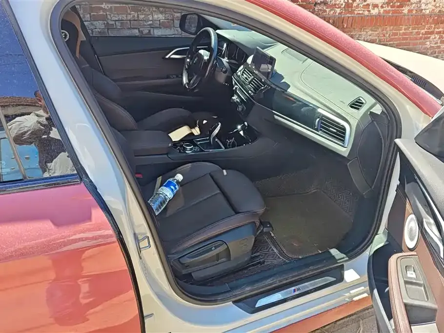 BMW 1 Series 2021 из CN, фото 4